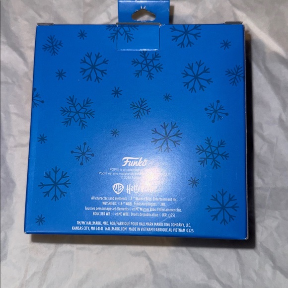 Hallmark Harry Potter & Dobby Ornament Set - Red and White - Picture 7 of 7